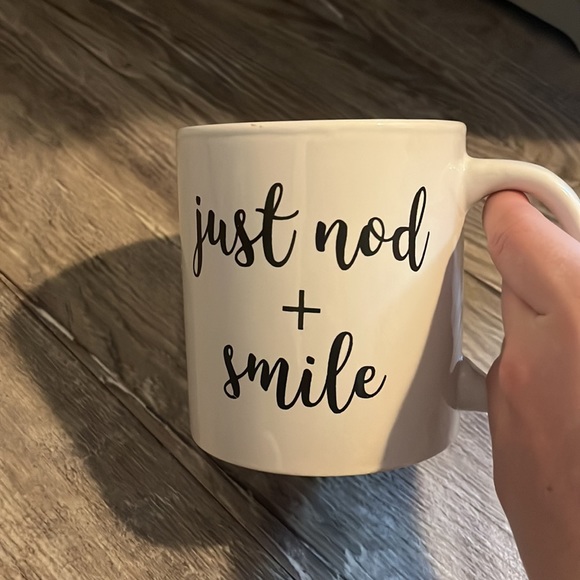 Just nod + smile Mug - Picture 2 of 4